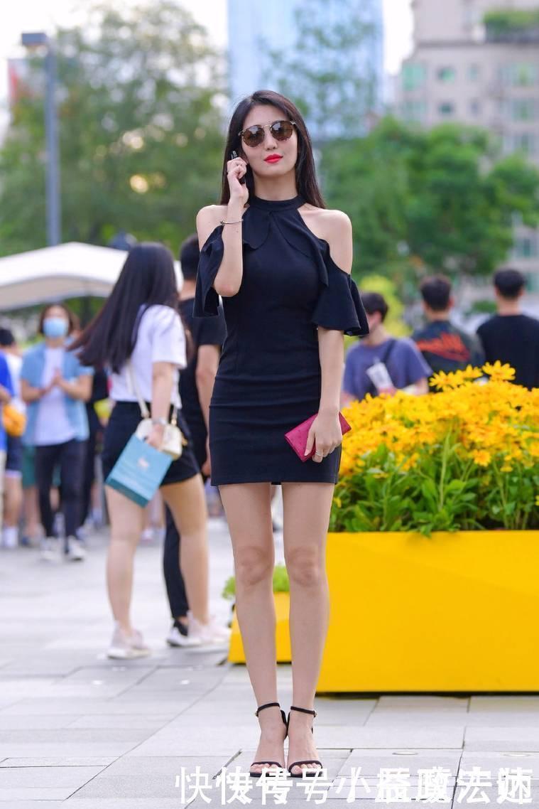 最具浪漫色彩的连衣裙,看起来端庄典雅,展现出一种优雅出众的美