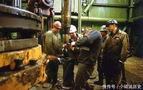 当年苏联挖穿地球计划,已经挖到12262米,为何突然停止了