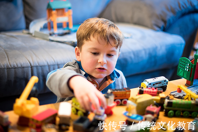 上文中|宝宝是否聪明,从小就能看出来,若有这三个特征,智商不会太低