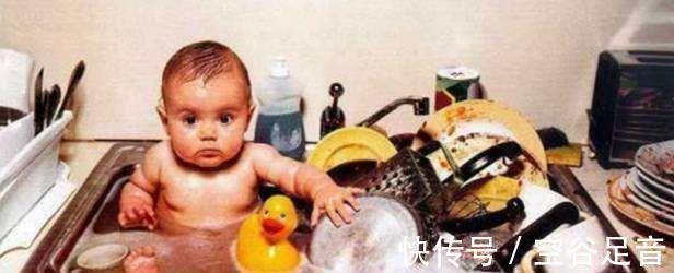 购物车|八张图告诉你什么叫“爸爸带娃,活着就行”,网友妈妈正在提刀