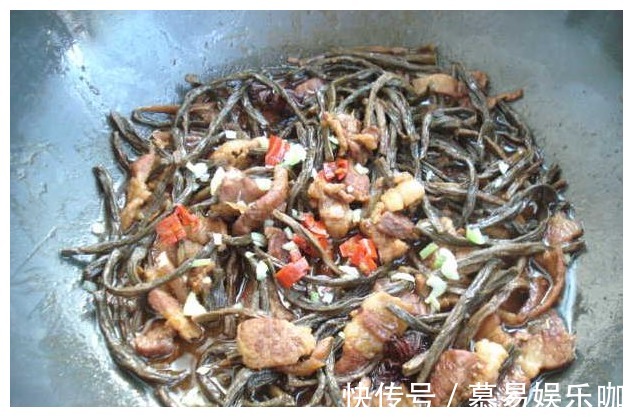 宝菜|这菜夏天1块1斤，加上肉炖一锅，软烂入味，好吃入味！