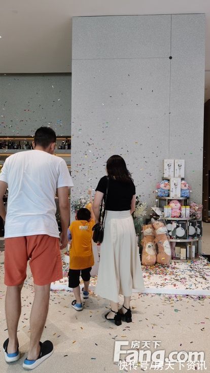 松湖|华堂睿晟松湖云溪新拍现场图片，实时了解楼盘新动态