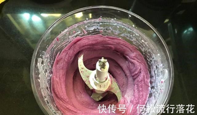 米粉|不用蒸不用烤,1分钟学会网红米月饼,低糖低脂,健康又好吃!