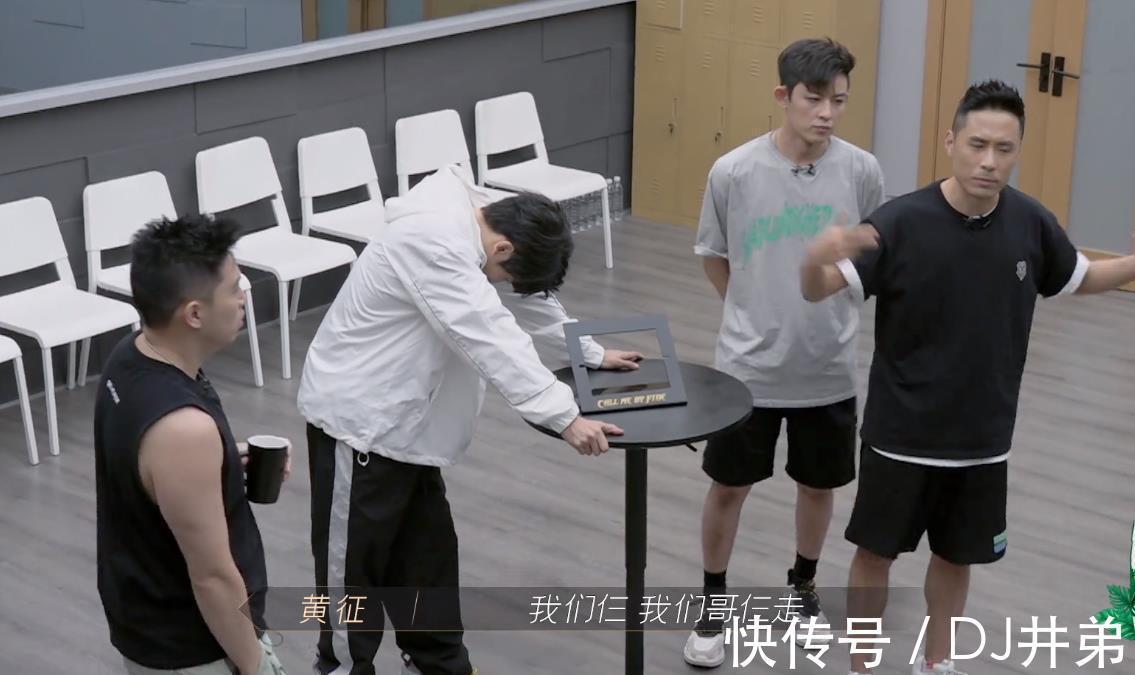 謝天華|做“爛好人”最終被淘汰,歐陽(yáng)靖,你的臉疼不疼