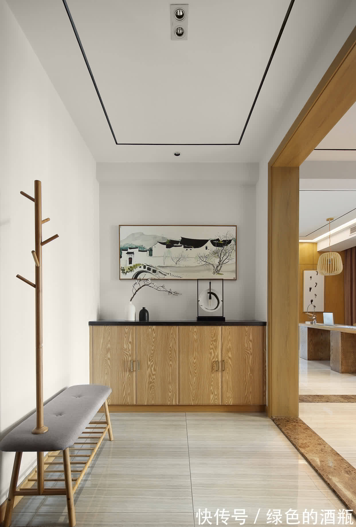 功能区|开门就是客餐厅,鞋柜放在哪,才能不尴尬?