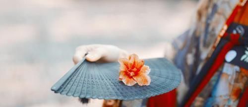 美女|古代美女被人诬陷,为洗刷罪名写了一首词,没想到却改变了命运