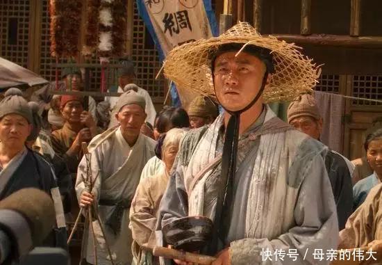 朱元璋|朱元璋请大臣吃狗肉兔肉，大臣却冷汗直流：不好，皇帝起杀心了