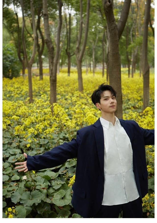 余承恩：《创造营》遭淘汰，在《亲爱的热爱的》“戴风”备受好评