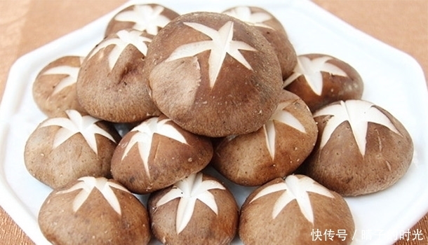 鲜香菇和干香菇,哪个营养更高?平时你都吃对了吗?为健康要了解