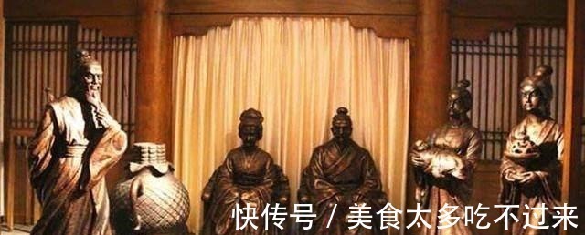 王贵&三人找袁天罡看相,卦象必当大官,三人刚走,袁天罡直摇头!