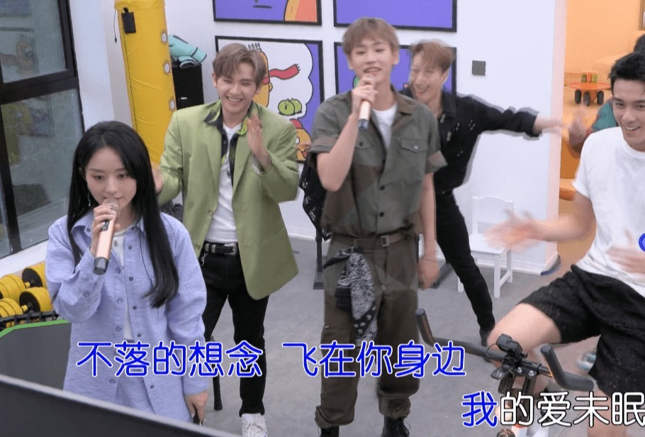 《拜冰7》开播,赵丽颖离婚后综艺首秀,状态不佳老是神游