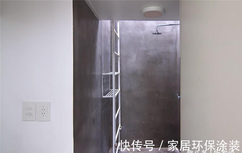 扇形|夫妻俩贪便宜买25㎡老破小：扇形阳台和三角客厅太鸡肋，心态崩了