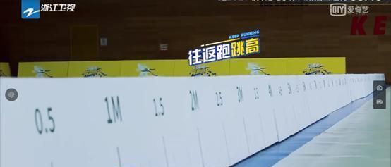 杯子|《奔跑吧》看完阿云嘎的表现,网友直言让他好好唱歌,别参加综艺