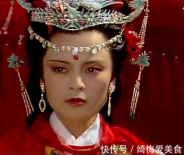 荣国府@红楼梦:荣国府张灯结彩,探春一声娘,赵姨娘肝肠寸断