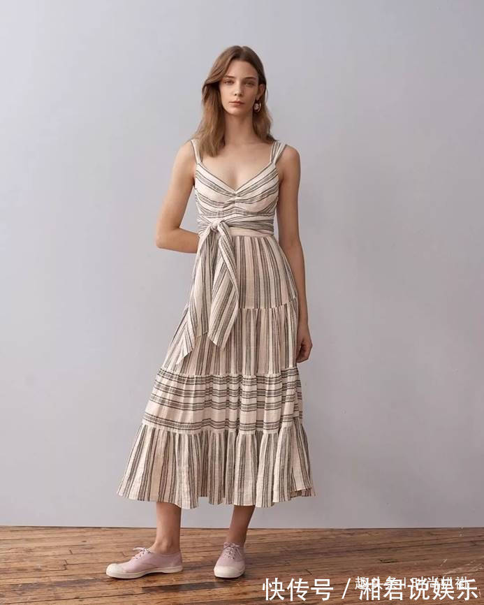 大长腿|再经典的条纹不会穿也是白搭,get这几种搭配,简单时髦又舒适