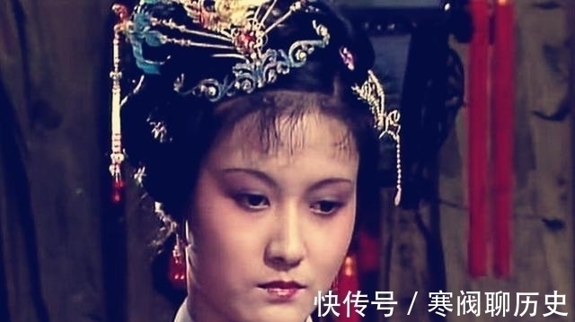 荣国府!红楼梦:贾府中出身最高贵的小姐,却是结局最为凄凉,不是元春