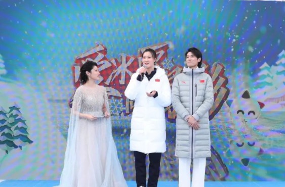火炬|女排换帅!前队长惠若琪走马上任,岗位工资曝光,郎平没看错人