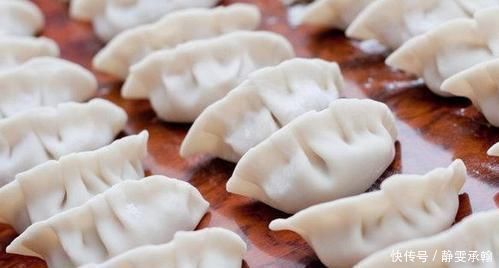 调饺子馅时,先放盐还是先放油?顺序弄错,难怪饺子不香还难吃!