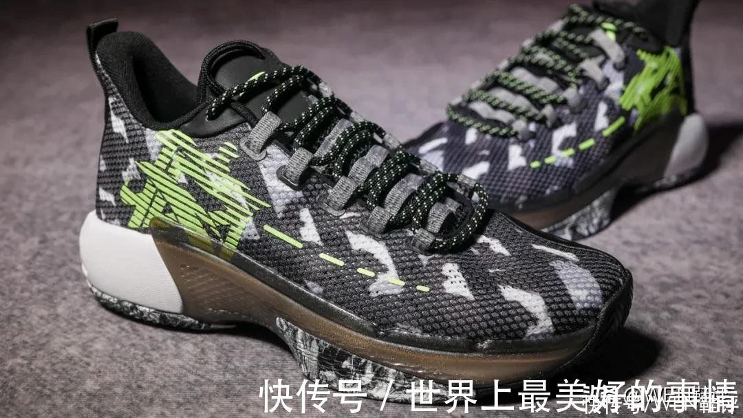 安踏 都2021了这项科技居然还在用!中底科技就是进击3无人问津的真因