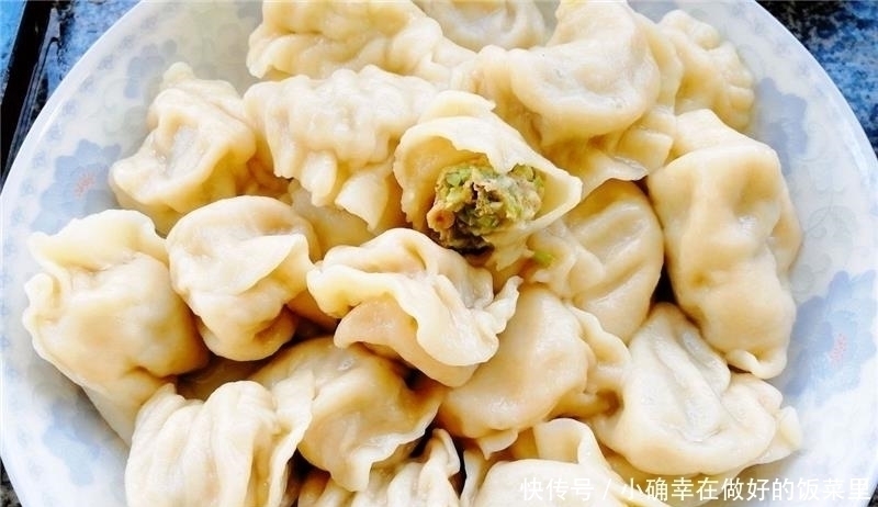 正当季|三伏天，这菜正当季，钙是南瓜4倍，用来包饺子比韭菜馅的还好吃