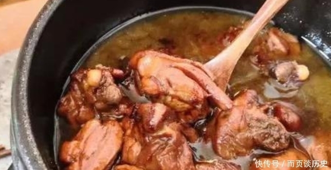 继黄焖鸡之后,又一美食“跌落神坛”?网友:这就是“膨胀”的后果?