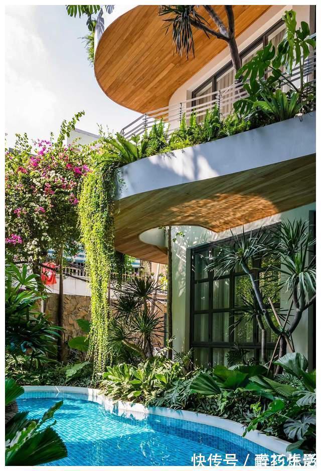 泳池|未来城市的套房住宅，每一户都带有花园，推开门就是自家院子