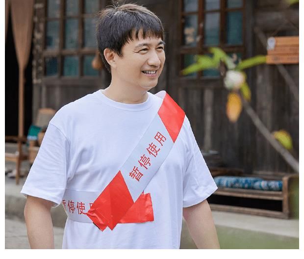 张艺兴|本季向往的生活，黄磊为何要带上张艺兴？只能说，辛酸自知！