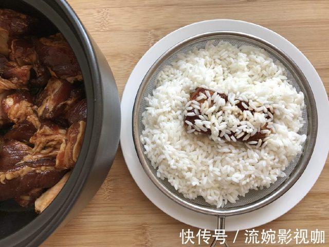 让人欲罢不能的荷香排骨饭,当饭又当菜,荷香渗透到排骨里