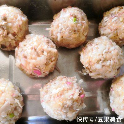  分钟|10分钟快手菜萝卜馅菜团子，做饭不发愁