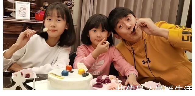 儿童节|陆毅鲍蕾为女儿庆六一,9岁小叶子水下大秀一字马,漫画腿超惹眼