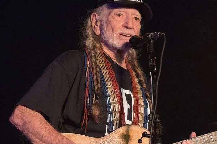 乡村音乐传奇Willie Nelson史诗般的生活还在延续