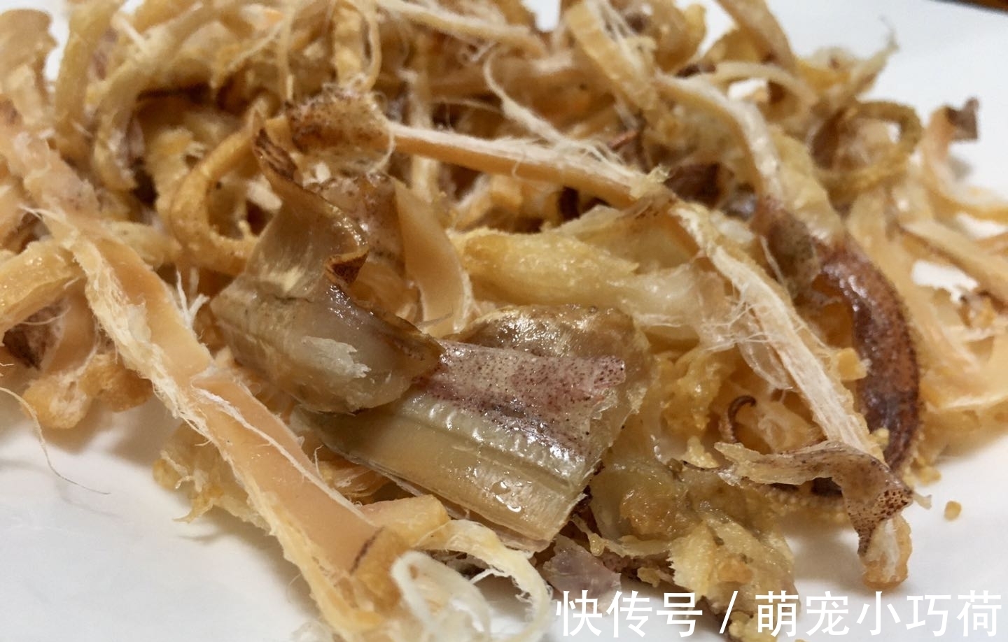 手撕鱿鱼丝|广东一家人吃饭，4菜1汤，只要100多，网友：那汤都100多了吧？