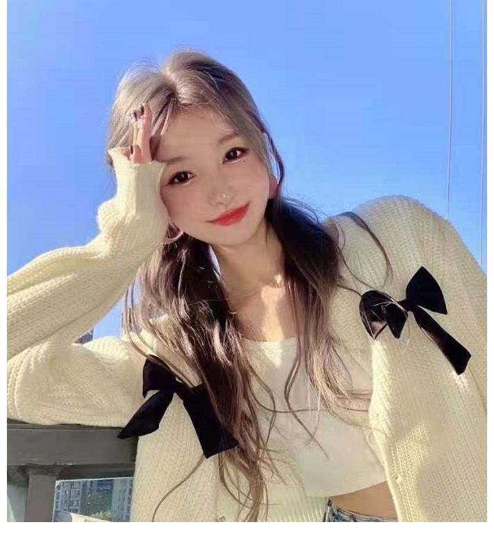 太阳|今天的太阳刚刚好，芳邻星球小姐姐出来晒太阳约会，你要来吗？