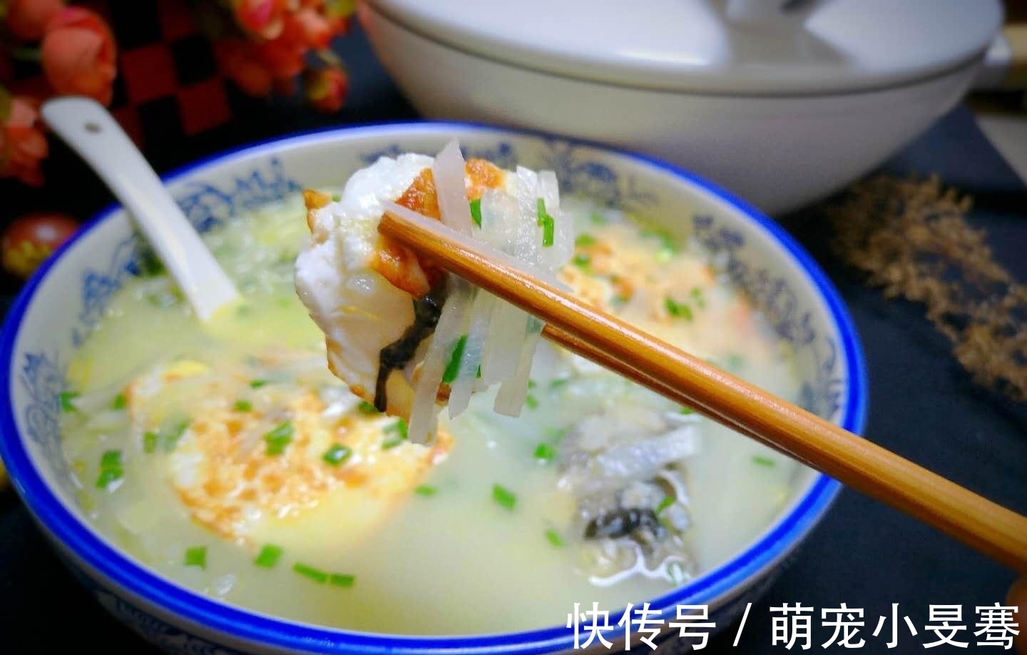 霜降前后多喝此汤,驱寒暖胃特好喝,简单一炖一大锅,全家喜欢!