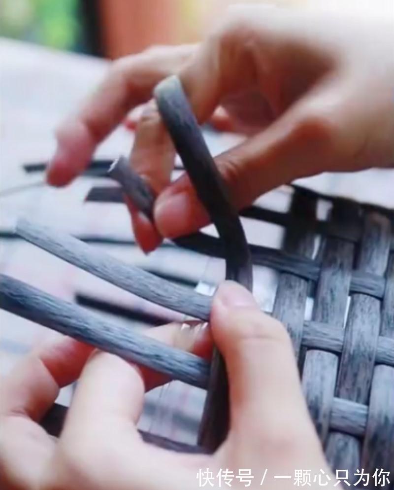 吃剩的油桶不要扔,教你做成花盆,简直太漂亮