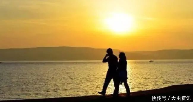 代茶饮|身体有6个表现,肝部已变“脏”,一个不占,恭喜,肝还很干净