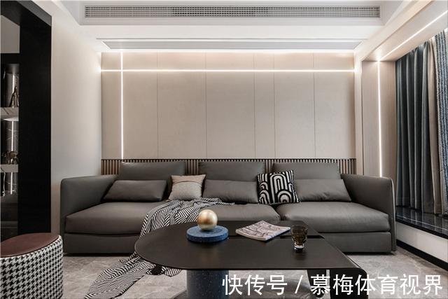 灯带|122㎡意式轻奢风:设计师巧用玻璃门替代隔断,打造明亮舒适家