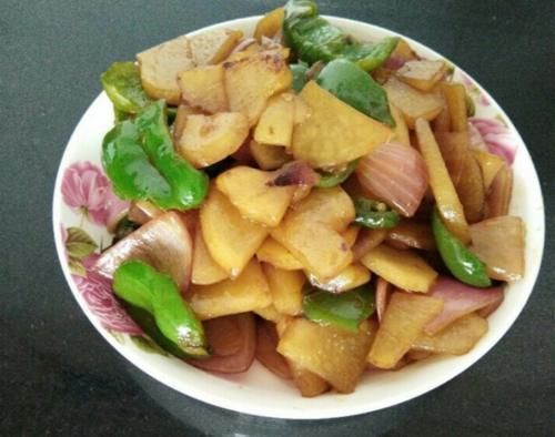 洋葱和它一起炒，等于血管“清洁工”，隔三差五吃，血管通畅了！