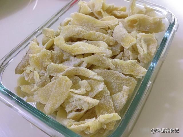 冰糖|三伏天，女人最该吃的是它，驱寒暖胃，好吃又养生