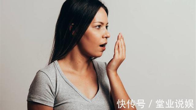 枸杞泡水|常喝枸杞水养肝强身,但要避开四个禁忌,为了健康,花时间看看吧