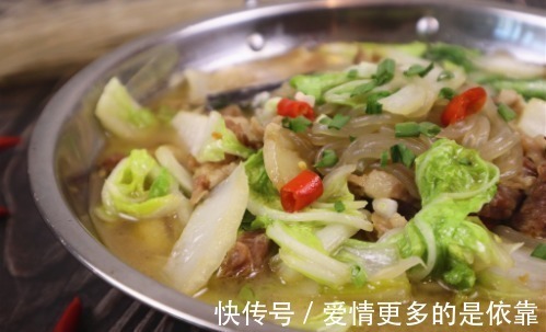 好吃|白菜最好吃的做法,不用炒,不放油,比肉还好吃,简单易做!
