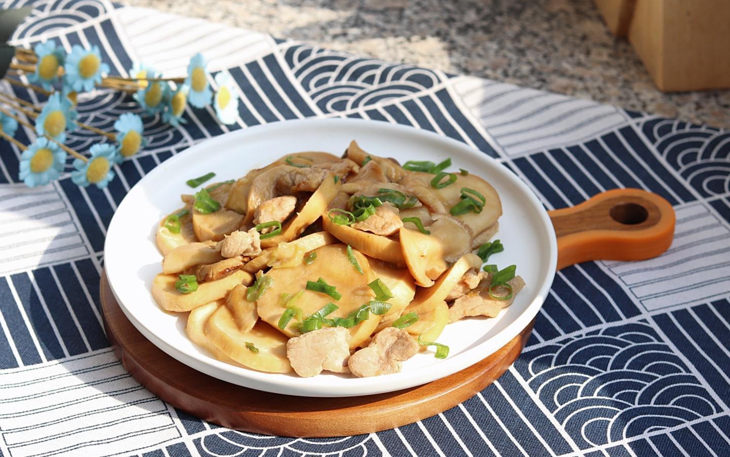 杏鲍菇这样做比肉都好吃,鲜香入味,下饭又解馋,家人吃不够