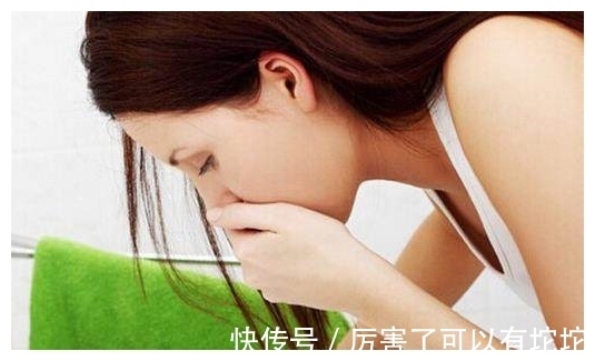 先兆|身上有这6个特征,小心脑血管已堵塞,预防脑梗,谨记两个达标!