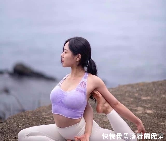 双腿|三个前屈体式深度延展脊柱,塑造挺拔身姿,远离驼背畸形