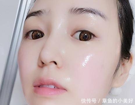 农村不要钱树叶，每天一杯拿来泡水，几杯下肚斑点不见，祛斑超赞