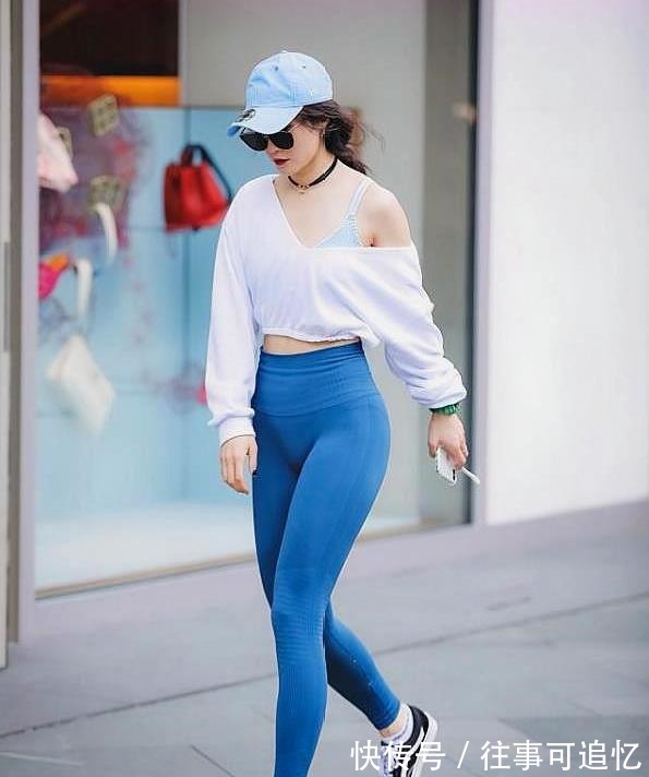 穿搭 穿着打底裤时尚优美,低调逛街气场却很强!