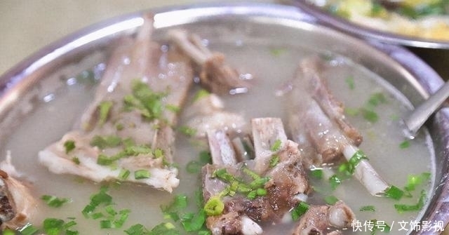 记得|炖羊肉,记得放“1红1白1黄”,肉嫩无膻味,羊汤清亮又好喝