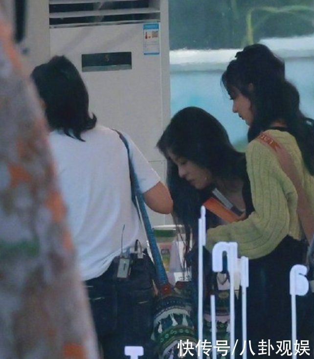 同期|趙麗穎回歸中餐廳，同期節目帶來2位好閨蜜，這下收視不用愁了