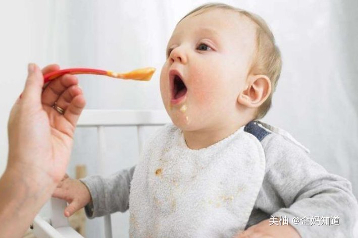 消化|宝宝吃“米粉”应该吃到多大?过了这个月龄就别吃了,营养跟不上