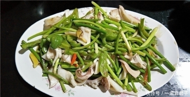 |那些猝不及防的搞笑瞬间,东北女澡堂是咋搓澡的